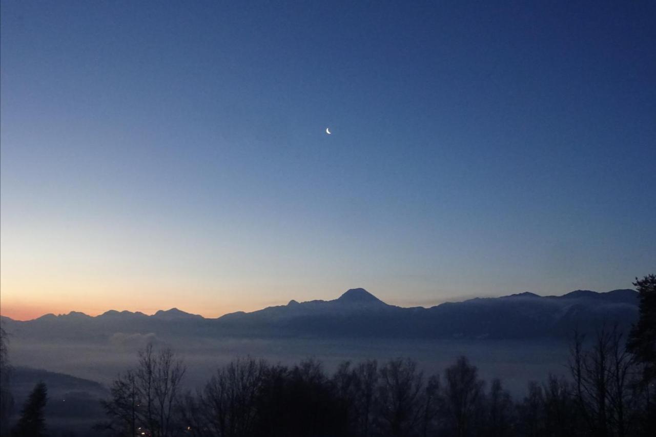 Haus Mit Traumhaften Ausblick Villach Exterior foto